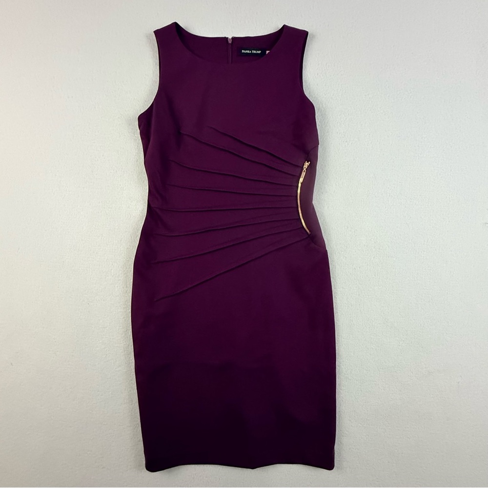 Ivanka Trump Dress Women's 6 Sleeveless Sheath Midi Pleated Zipper Accent Purple